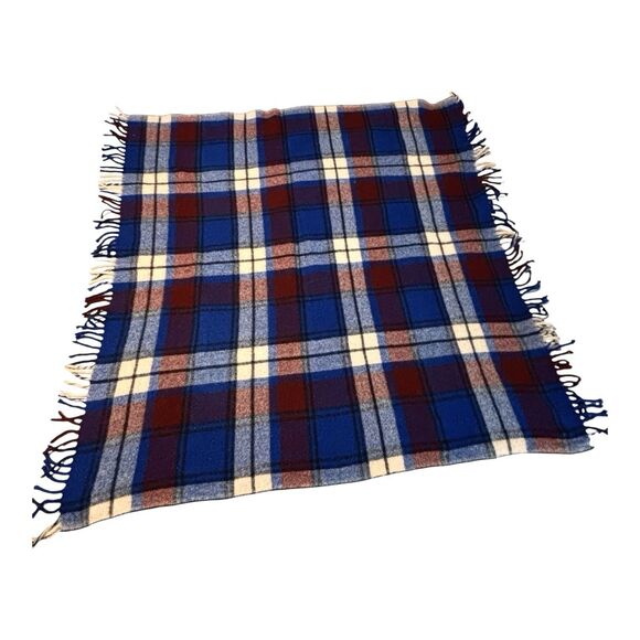 Vintage Faribo Woolen Mill Co 100% Pure Wool Blue Plaid Blanket Throw 49x54 - Picture 3 of 5